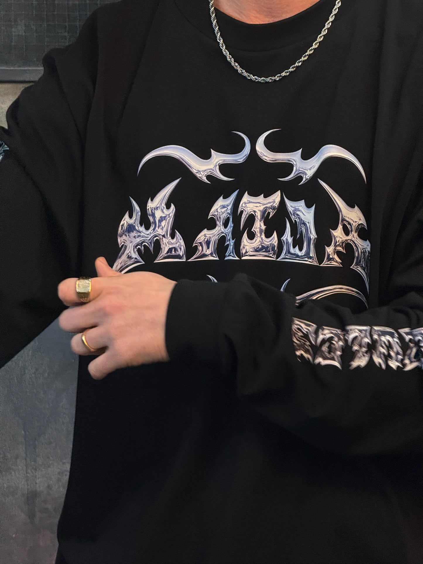 Chrome Longsleeve Black