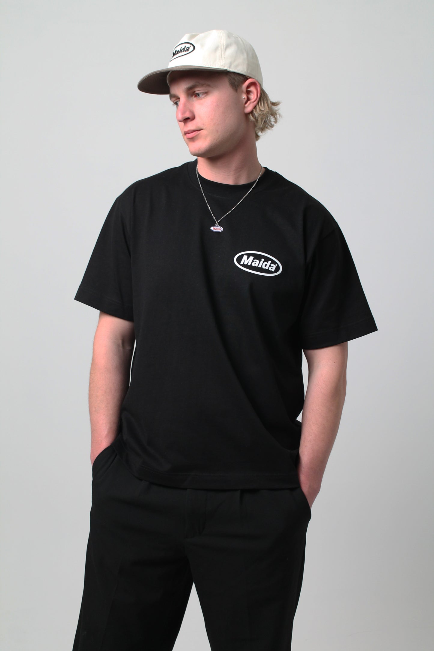 Oval Tee In Black / White